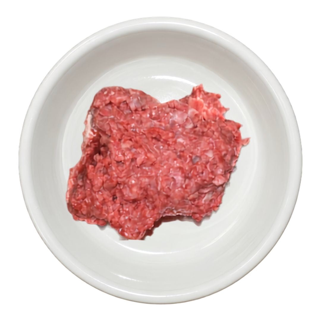 Raw chicken pet mince in a bowl, raw dog food, Burleigh Bones Burleigh Heads.